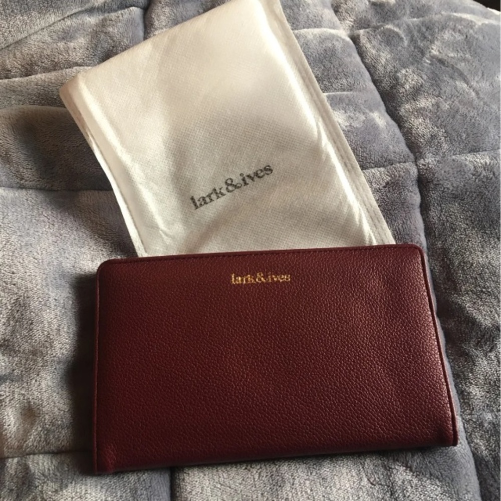 Lark & Ives burgundy snap wallet